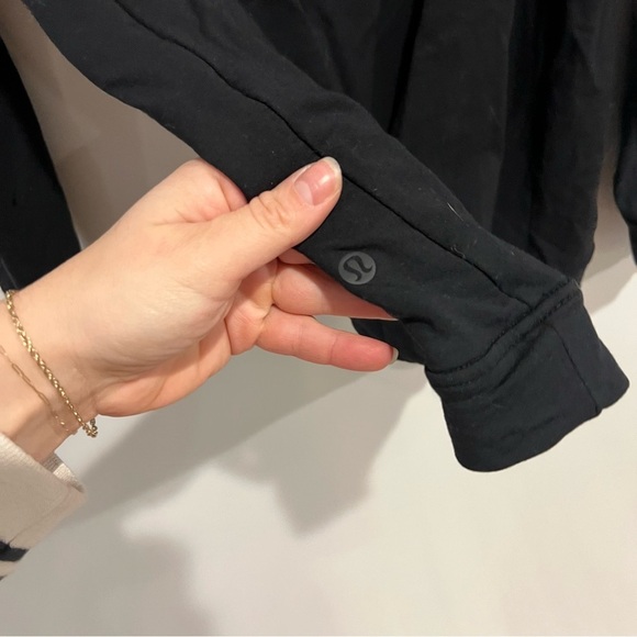 Lululemon Twisted & Tucked Long Sleeve Sweatshirt - Picture 7 of 11